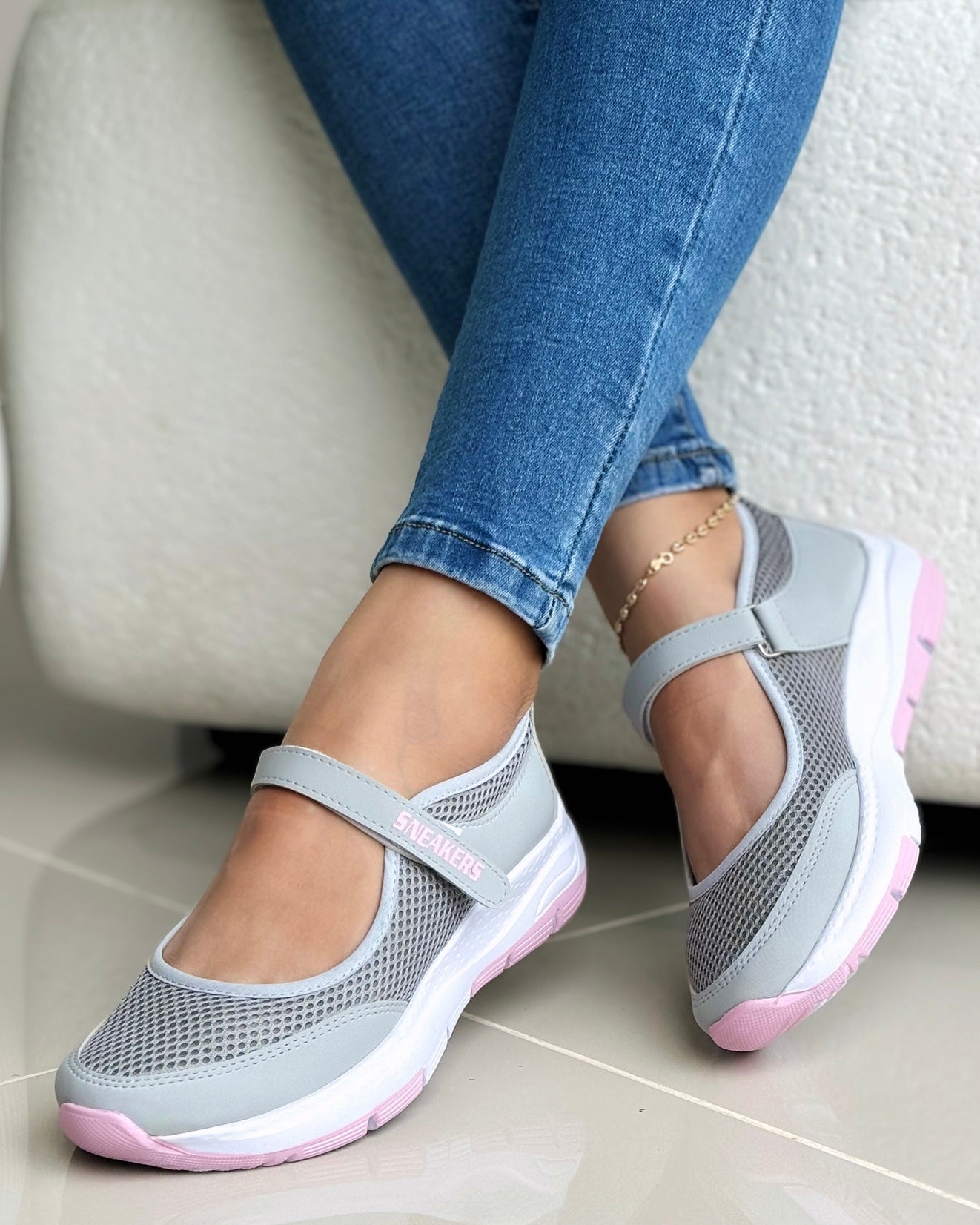 5008-Mafalda skechers cómoda